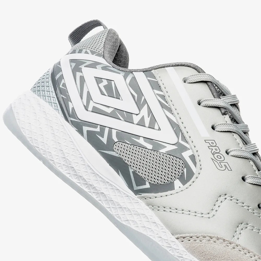 Chuteira Futsal Umbro Pro 5 Bump