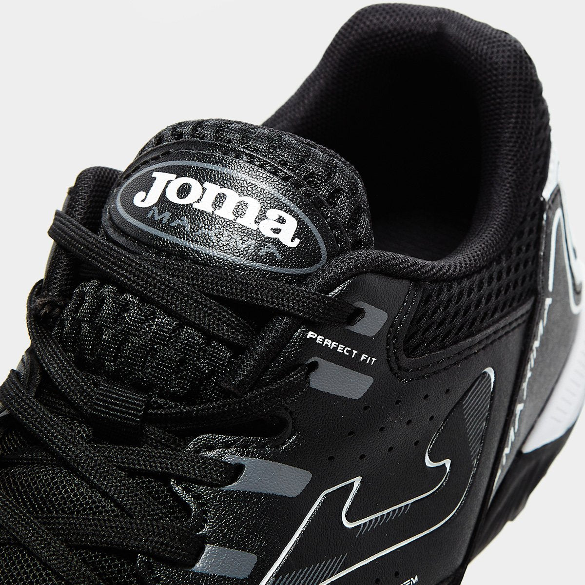 Chuteira Society Joma Maxima TF Unissex – Preto